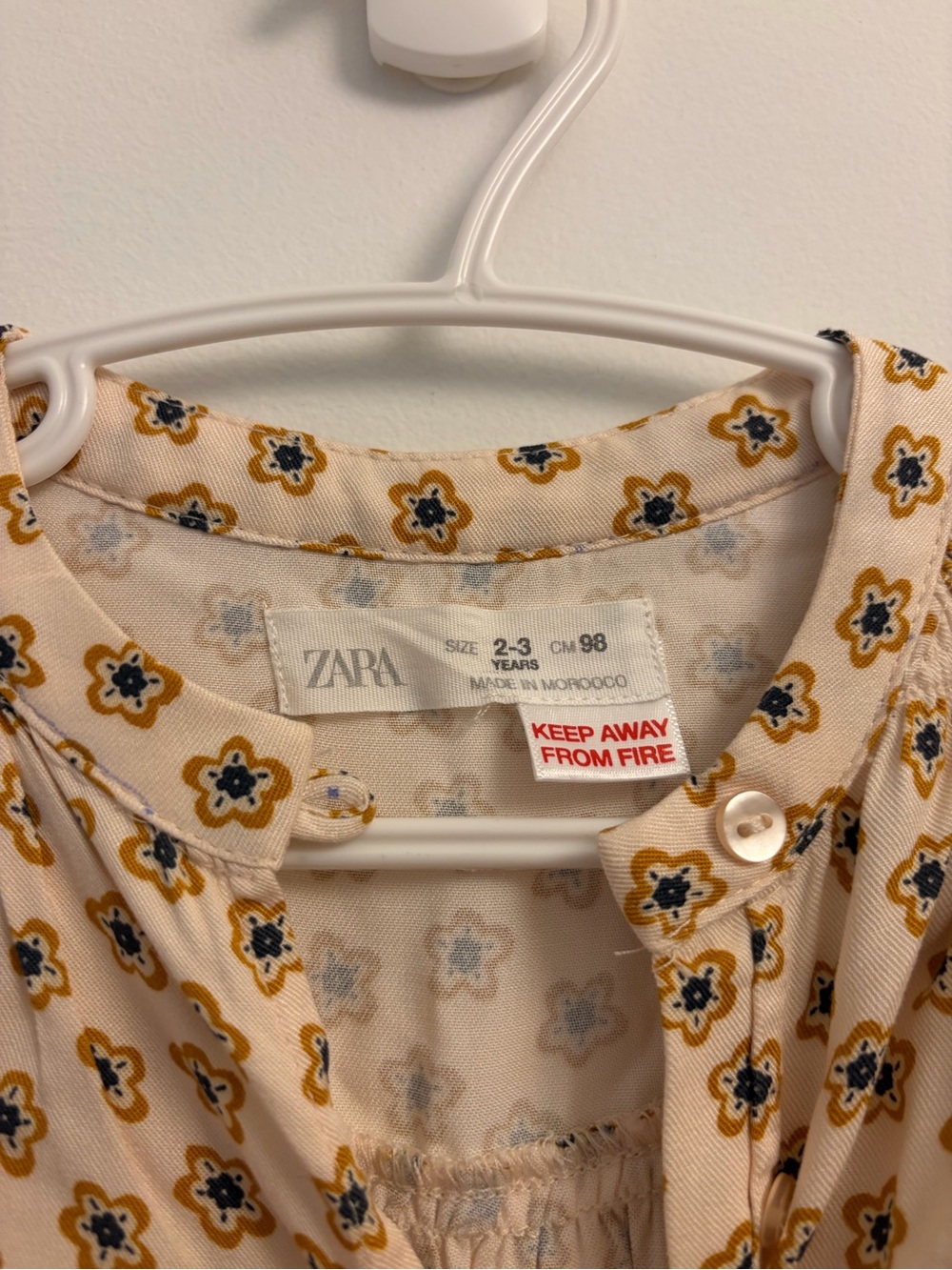Zara Cream Floral Button-Up Dress with Yellow and Navy Flowers